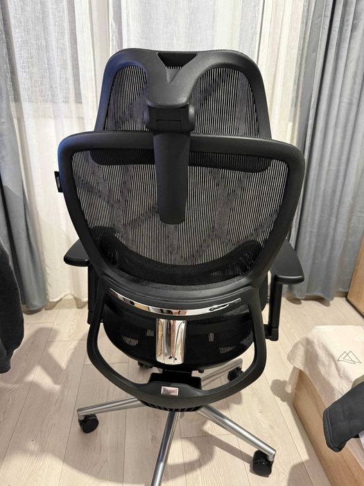 Продавам висококачествен ергономичен офис стол Hbada E2 Pro