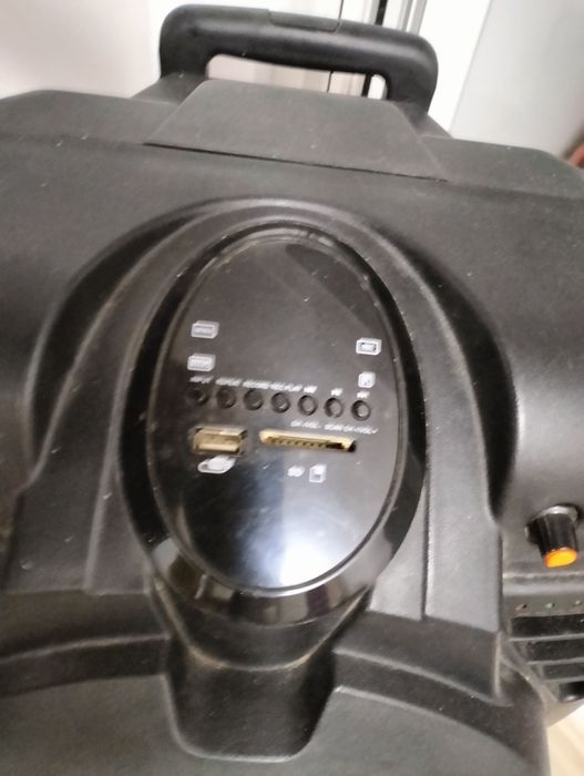 Boxa Akai mare,50 w RMS