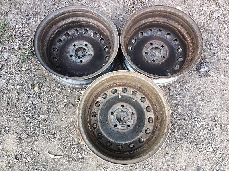 Продам оригинальные железные диски