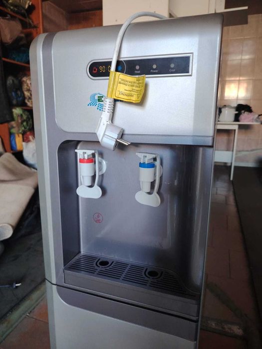 Продам Кулер для воды