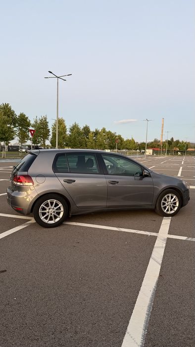 VOLKSWAGEN Golf 2011 — imagine 2