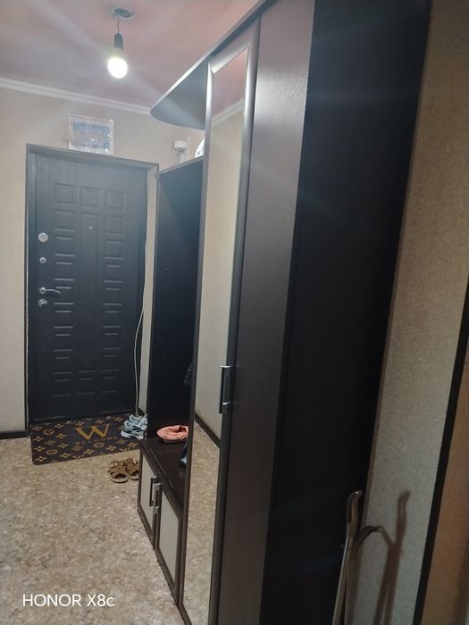 Продаётся прихожка