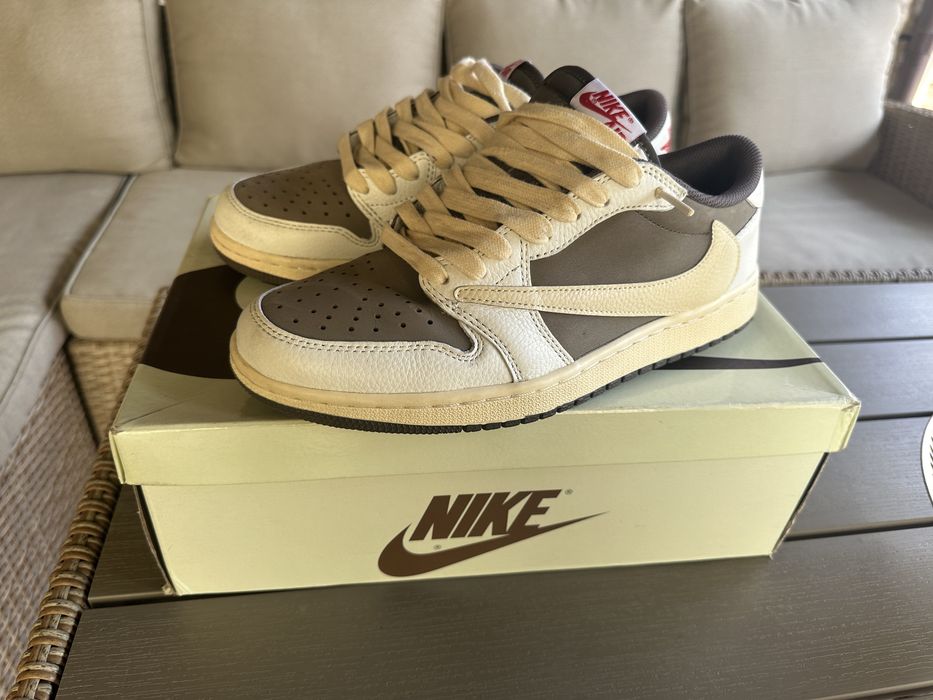Jordan 1 travis scott