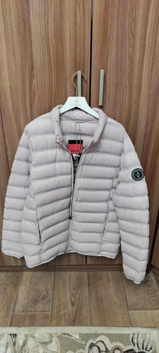 Продам новую куртку размер Л
