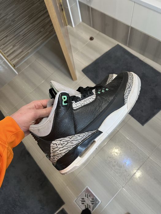 Jordan 3 green glow
