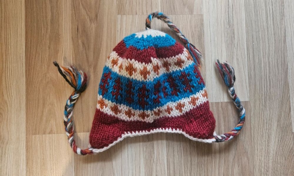 Нова вълнена шапка от Непал с очите на Буда