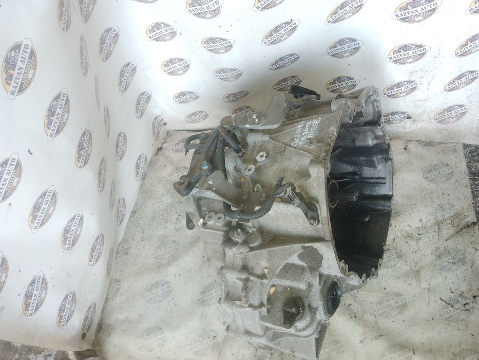 cutie de viteze 6 trepte nissan qashqai 1.6 motorina 2012