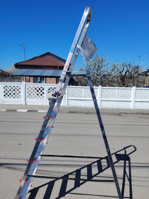 Scara din aluminiu