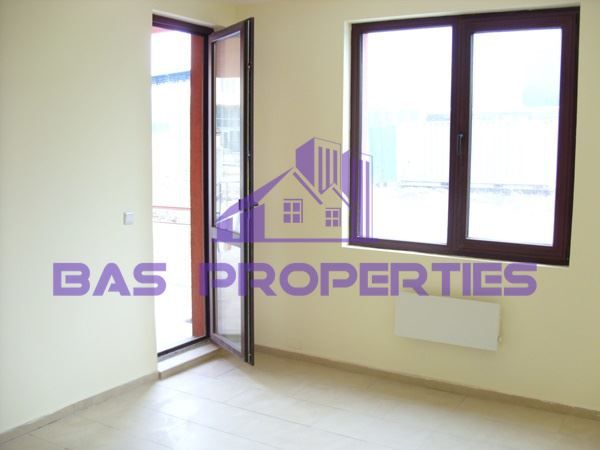 Дава се под наем Офис в София, Младост 1 - 55 кв.м за 484.5 € - Снимка #3