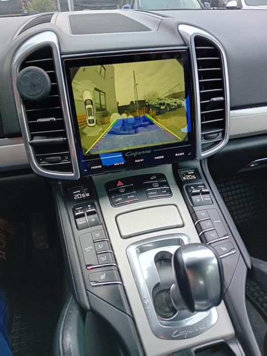 Vând Porsche Cayenne 2014