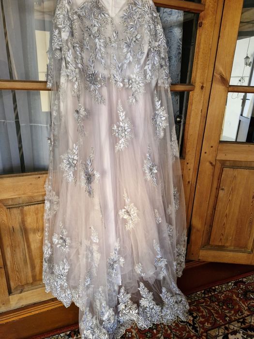 Toy koylagi sotiladi