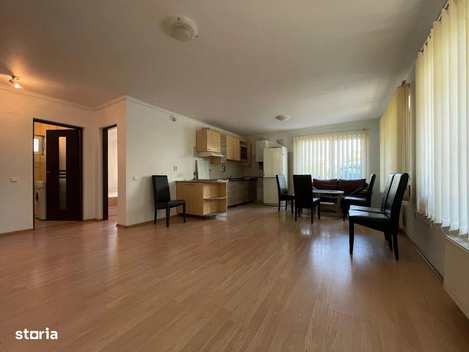 Apartament 3 camere, parcare, strada privata imobil tip vila,Buna Ziua