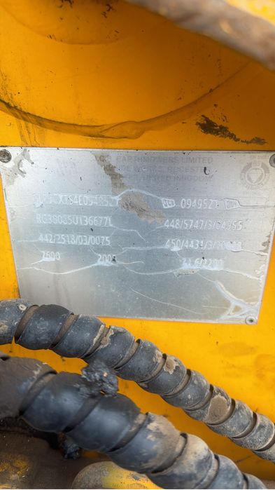 Продам три в одном JCB