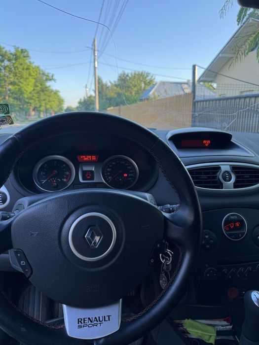 RENAULT Clio 2006 — imagine 4