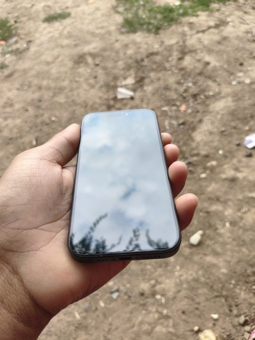 Продам iPhone 15 pro  128 gb