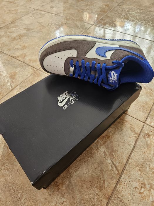 Adisasi Nike Air noi cu eticheta