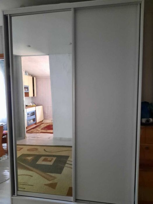 Пролам шкаф прихожую.Бу
