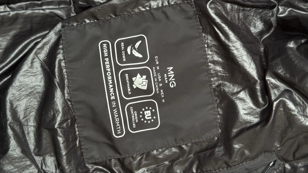 Пуховик длинный мужской Mango