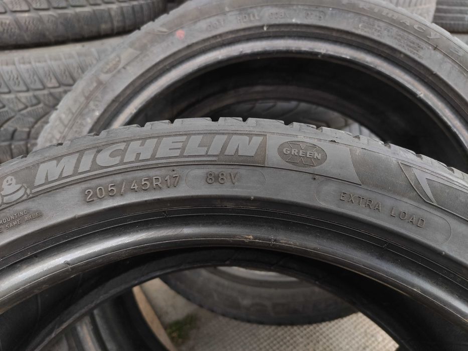 4бр Летни Гуми 205 45 17 - Michelin
