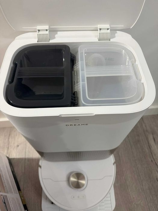 (RESIGILAT) Aspirator robot Dreame L40 Ultra GARANTIE 12 luni