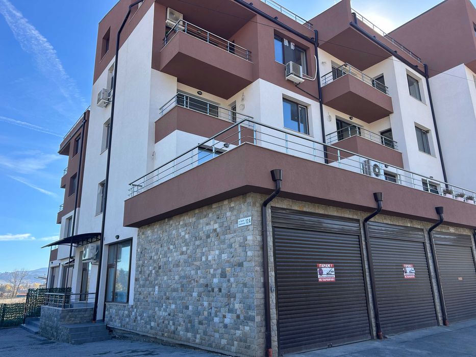 Продава се Двустаен апартамент в Велинград - 72 кв.м за 666 €/кв.м - Снимка #1