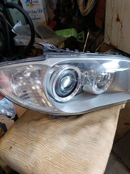 Фар BMW 120 e87 Dynamic Xenon десен