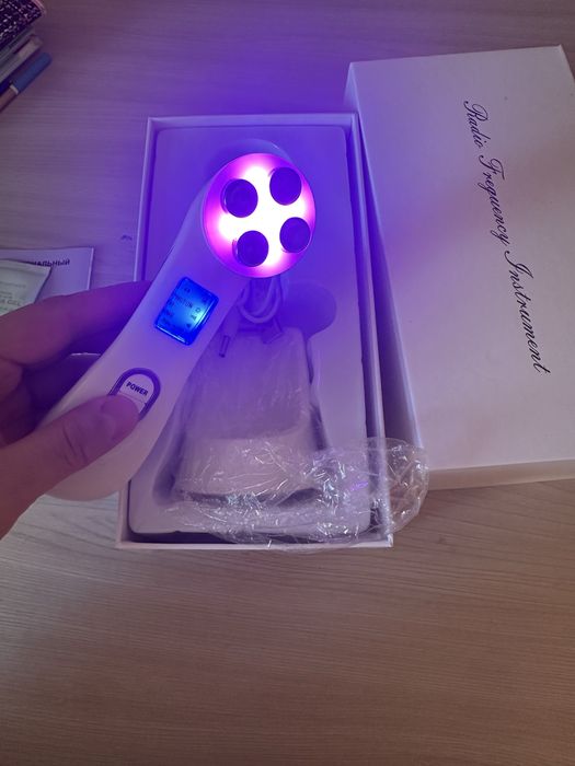 Продам микротоковый массажер для лица