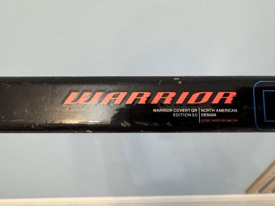 Клюшка warrior.