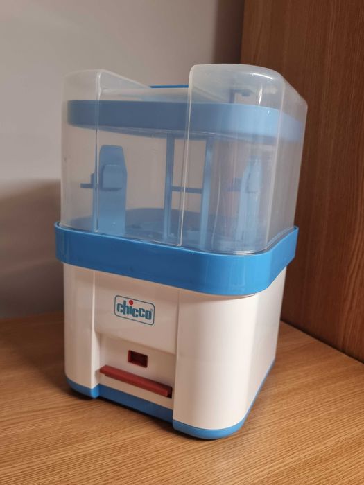 Sterilizator Chicco pentru 6 biberoane, 400W