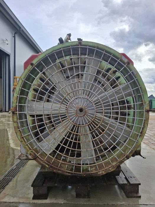 Pompa Atomizor Stropitoare pomii fructiferi și vita de vie