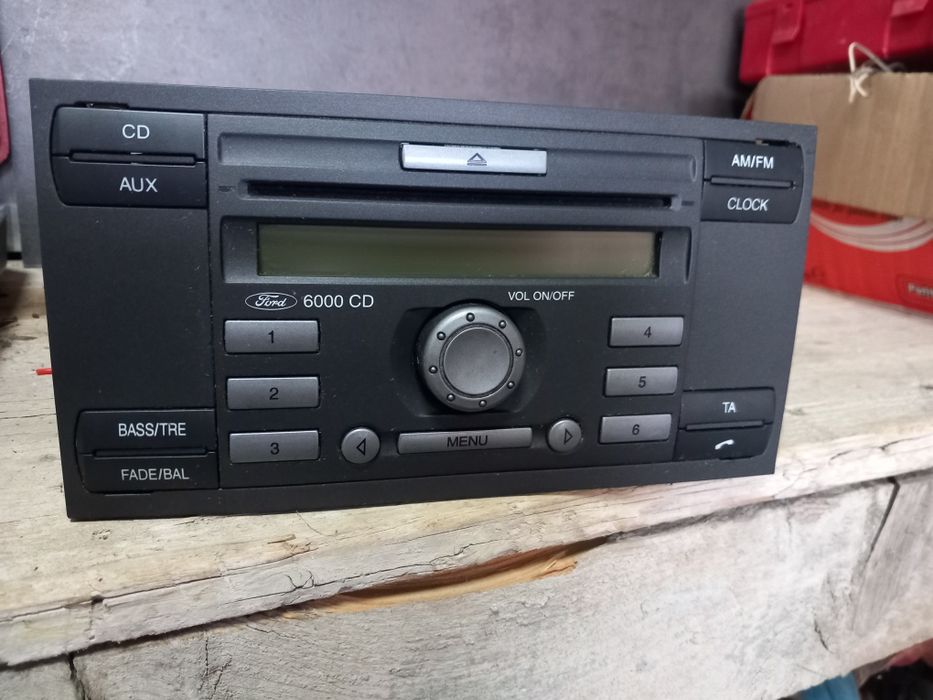 Vand radio . Ford ,