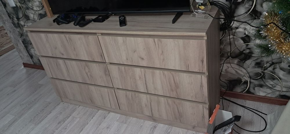 Продам комод, почти новый