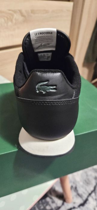 Adidasi Lacoste nr 42,5