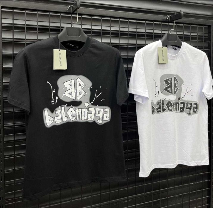Тениска Balenciaga bb1 2026