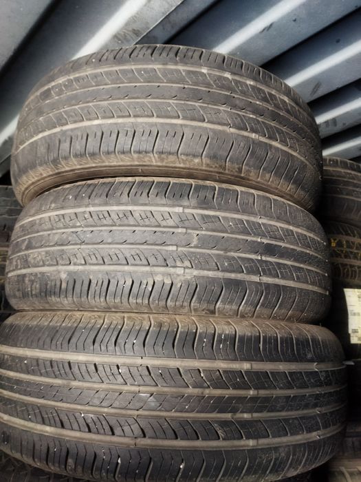 Летние шины 215/60/17 комплект