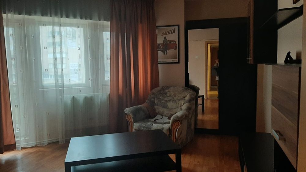 Persoană fizică vând apartament 2 camere Unirii Sud