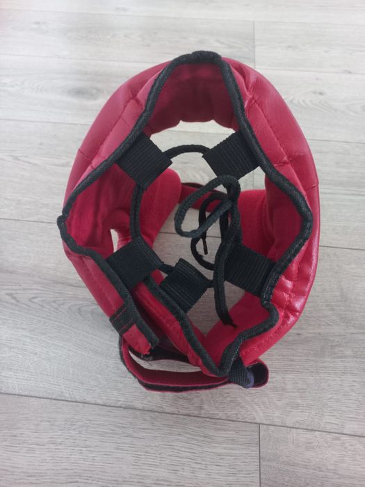 Бокс форма + шлем на 5-7 лет