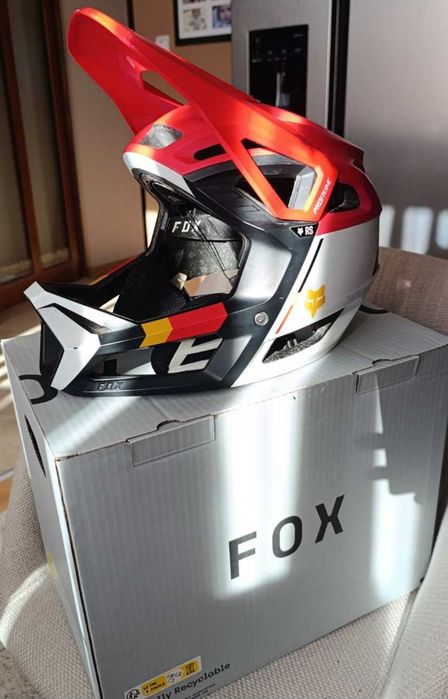 FOX Proframe, MTB/DC full face каска