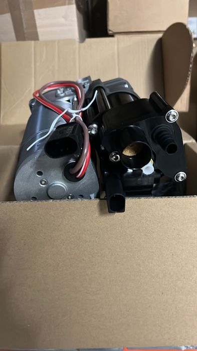 Vând compresor perne X5 e53 2005/2007