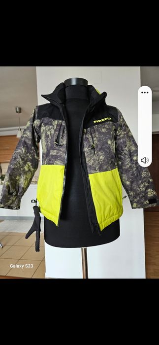 Costum Ski Waterproof. 8 ani .300 lei