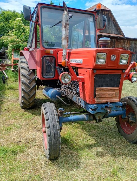 Tractor u 650.    .