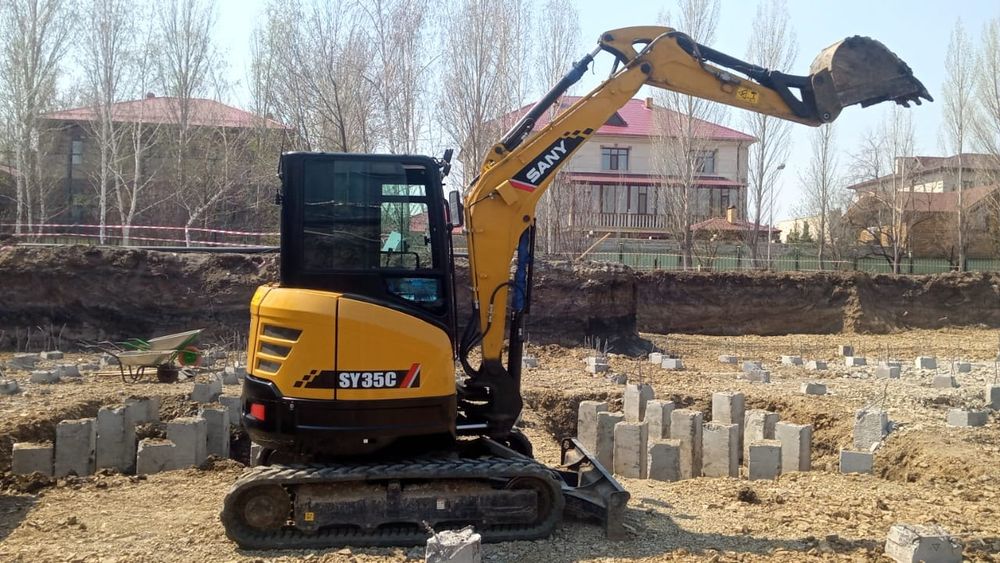 Миниэкскаватор Ковш Гидромолот