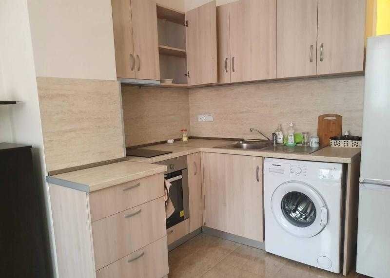 Нова оферта! Тристаен апартамент във Възраждане