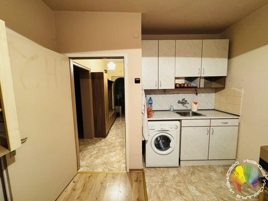 Продава се Двустаен апартамент в Бургас, Славейков - 55 кв.м за 1782 €/кв.м - Снимка #1