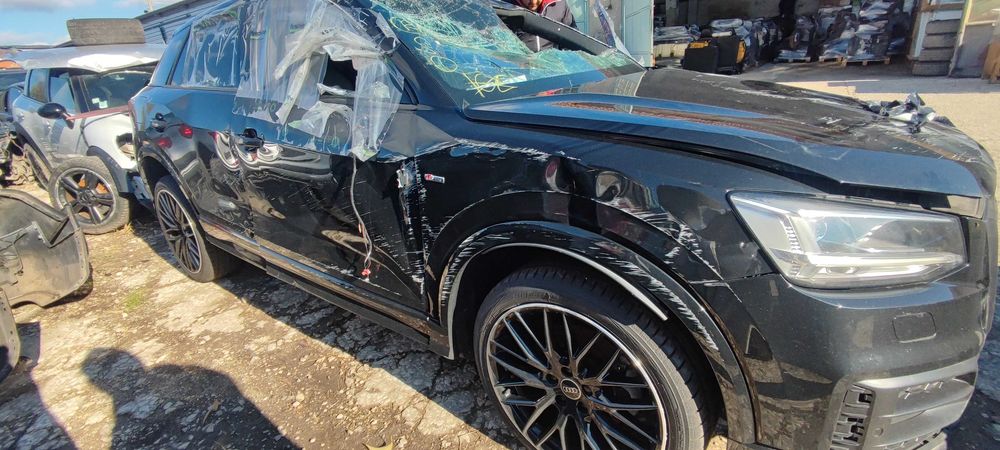 На части Audi Q2 2021 1,5TFSI DPC Ауди 8 Автомат S-line