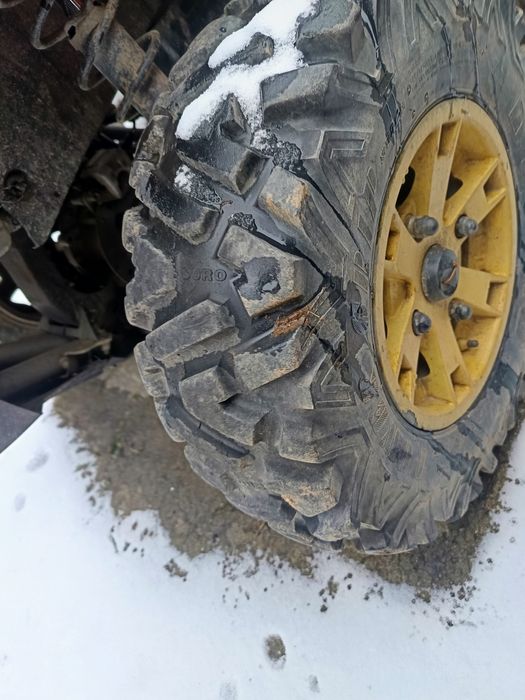 Can am 400 g 1 motor defect are nevoie de ambielaj  aștept oferte