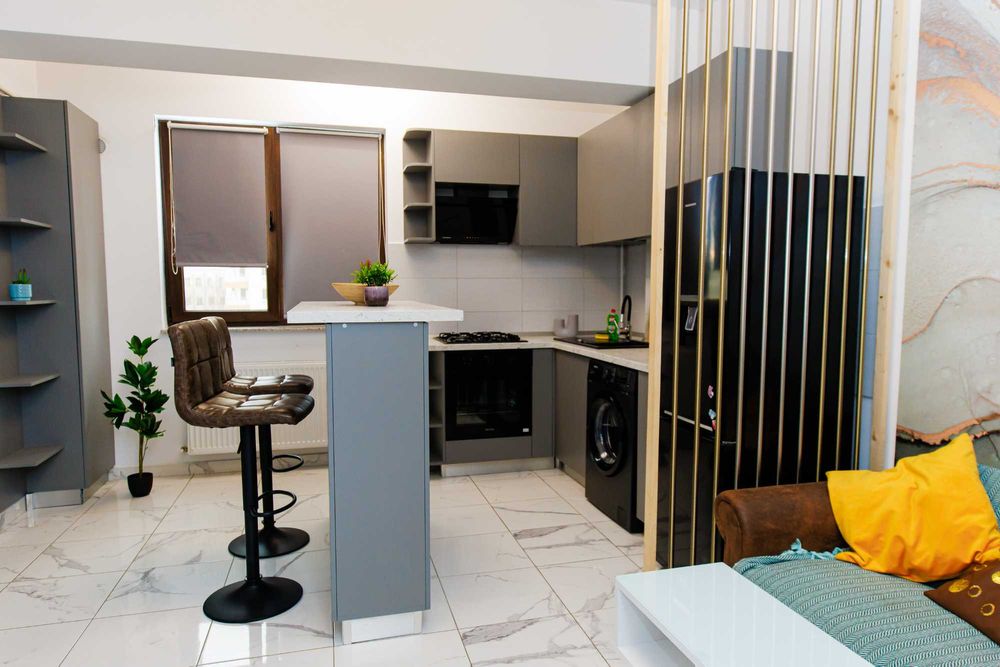 IS LUX!! Cazare Regim Hotelier Iasi Zona Palas-Centru-Aeroport 1-2-3 C