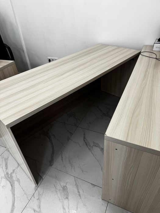 Офисные столы 4 шт