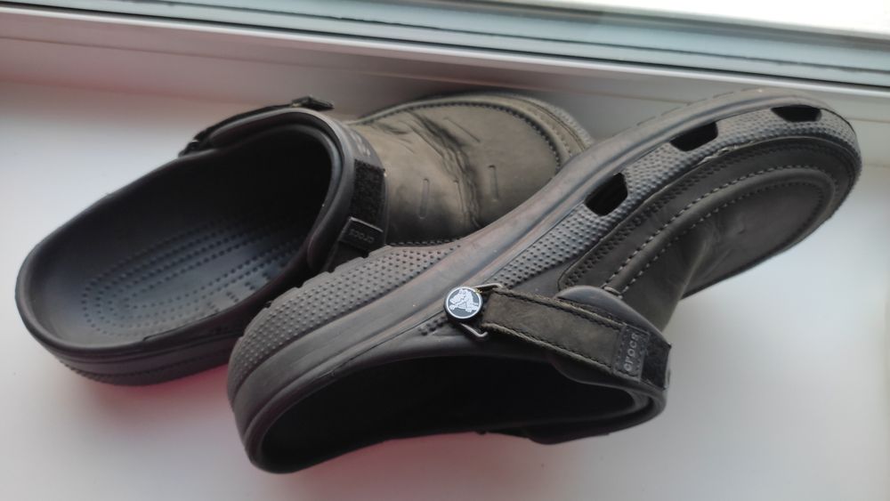 Продам Crocs цена 5000