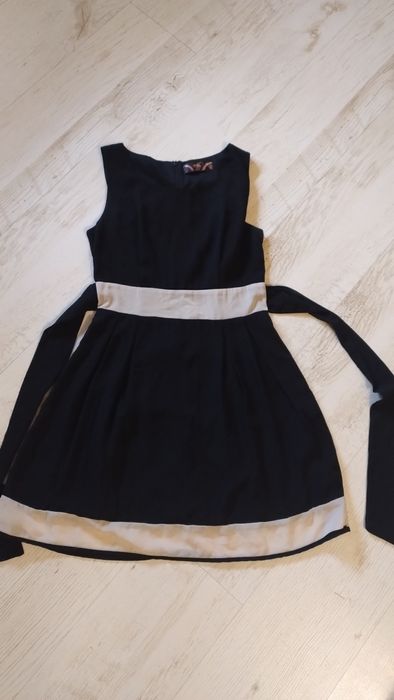 Бутикова Елегантна рокличка